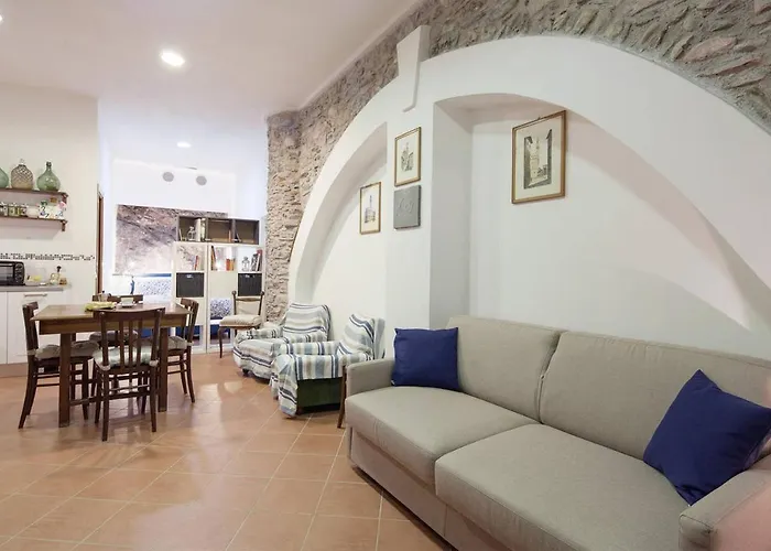 La Cantina Di Lorenza Вернацца